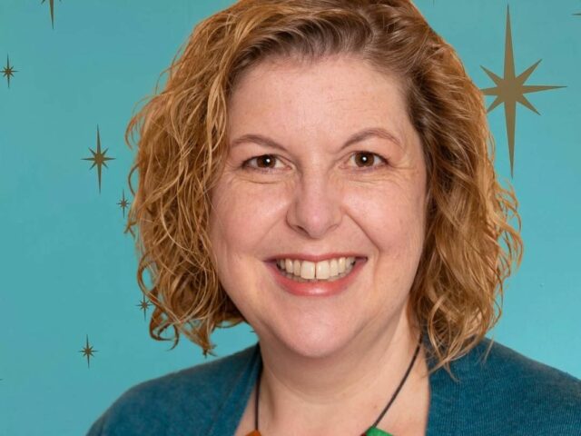 Taking the Eeek! Out of Networking as an Introvert by Susanna Reay